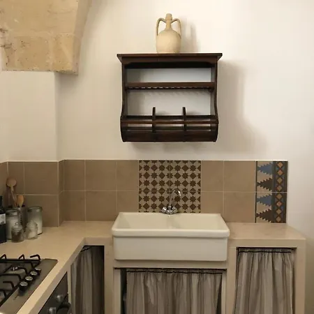 Antica Casa Del Pozzo דירה מנדוריה