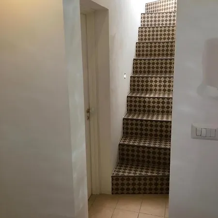 דירה Antica Casa Del Pozzo מנדוריה