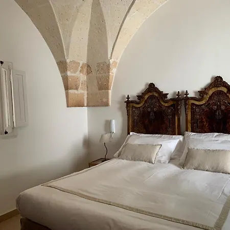 Antica Casa Del Pozzo דירה *