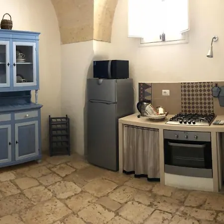 דירה Antica Casa Del Pozzo מנדוריה